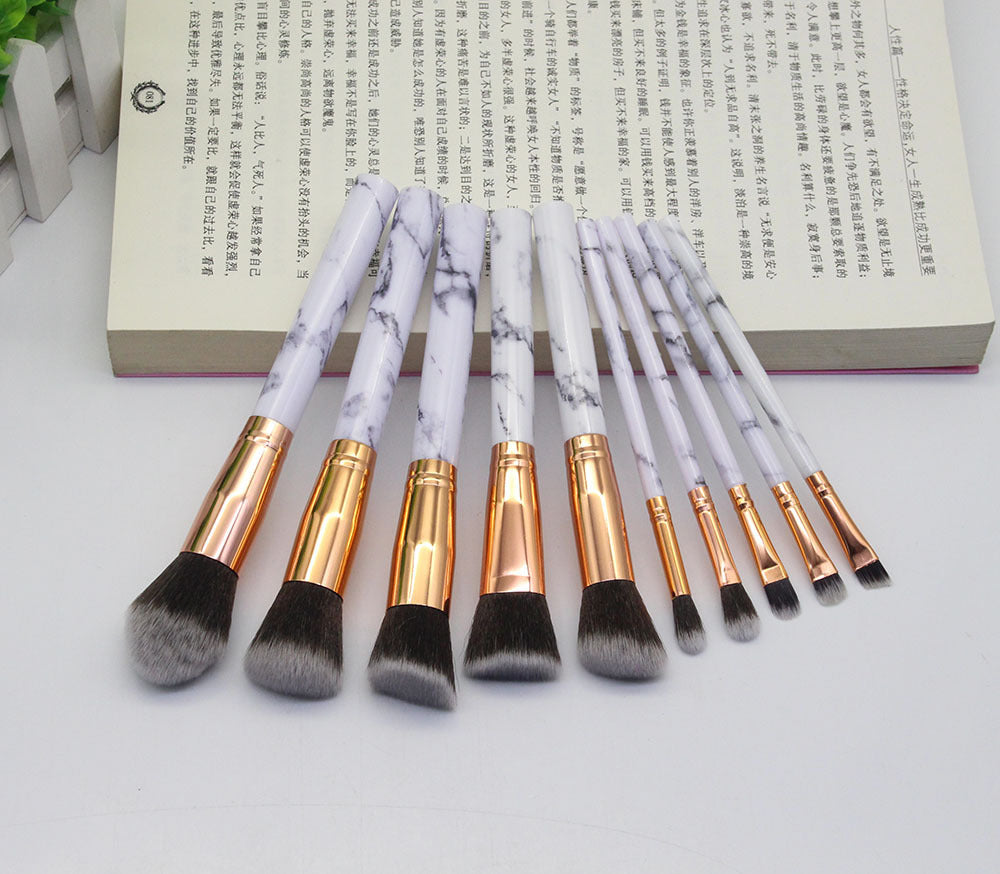 Powder brush from the 15-piece set