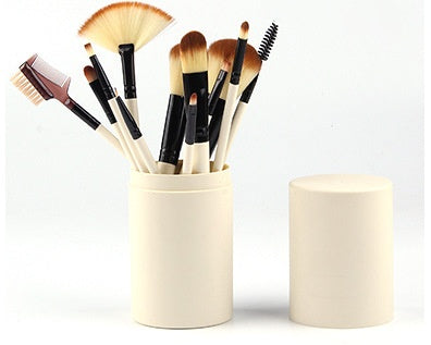 fluffy highlighter brush from 12pcs set