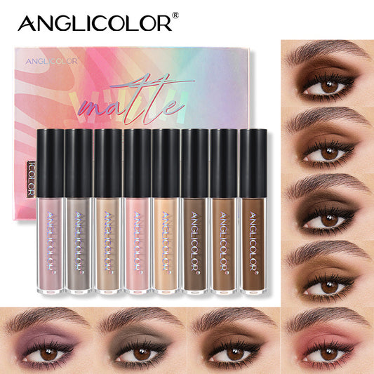 Full glam look using eyeshadow set